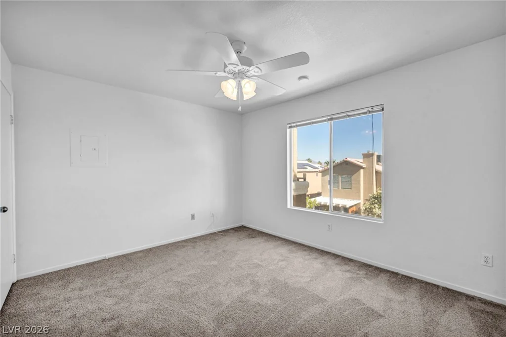 8070 Russell, Las Vegas, NV 89113