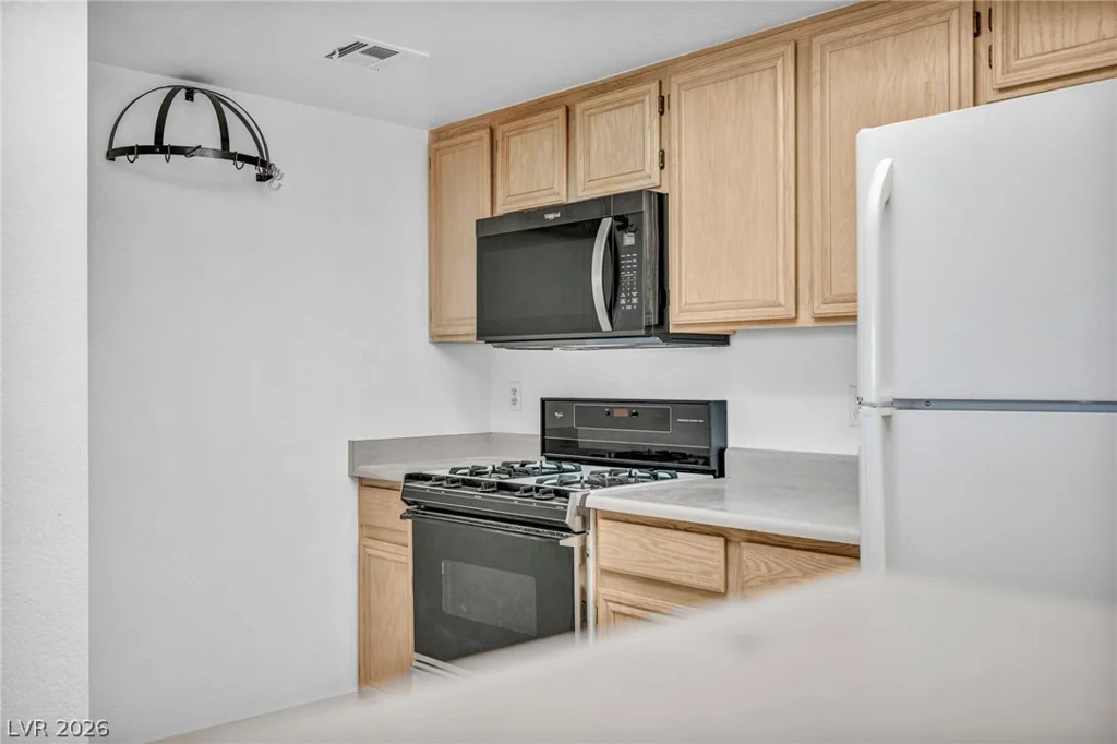 8070 Russell, Las Vegas, NV 89113