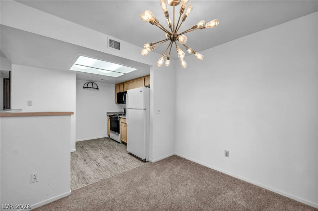 8070 Russell, Las Vegas, NV 89113