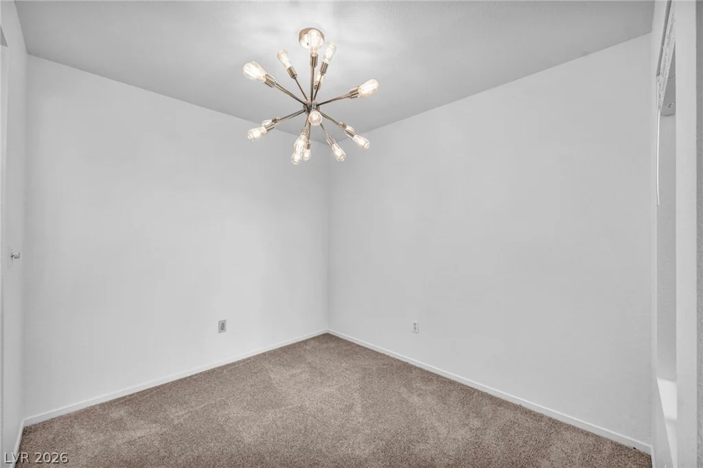 8070 Russell, Las Vegas, NV 89113