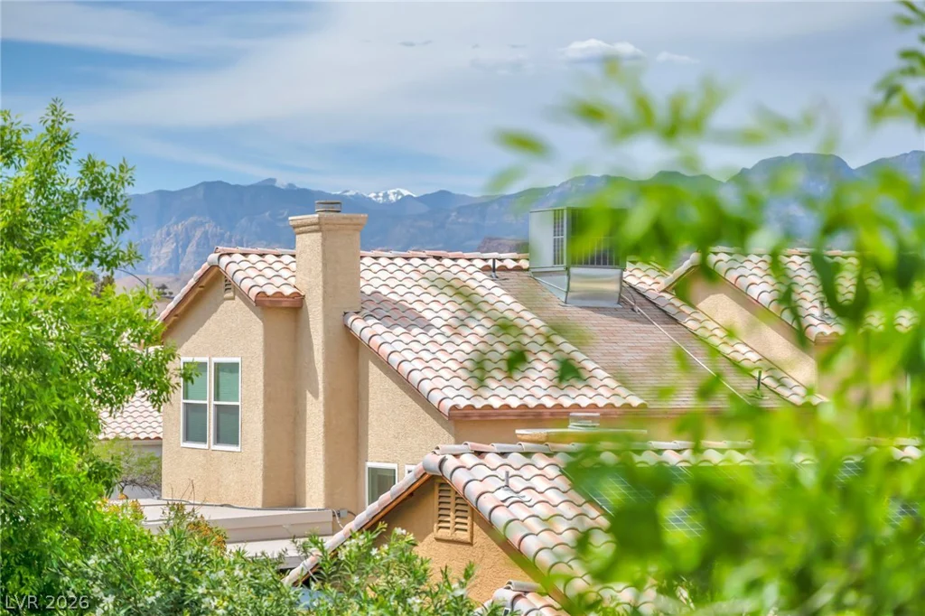 8070 Russell, Las Vegas, NV 89113