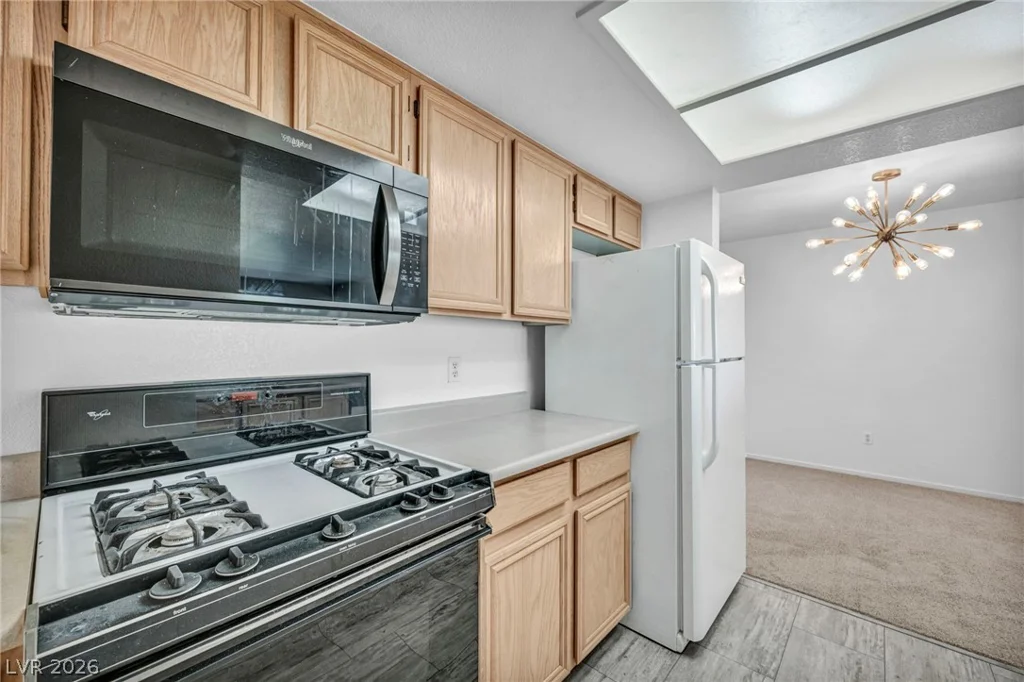 8070 Russell, Las Vegas, NV 89113