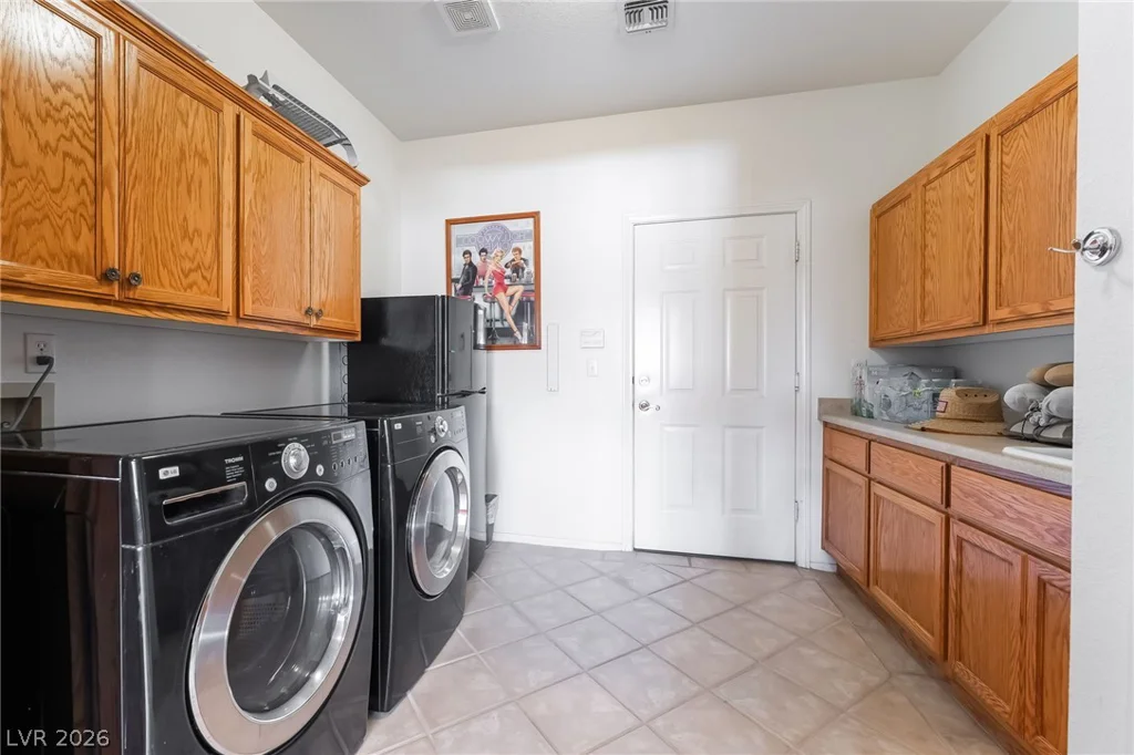 4210 England, Pahrump, NV 89048