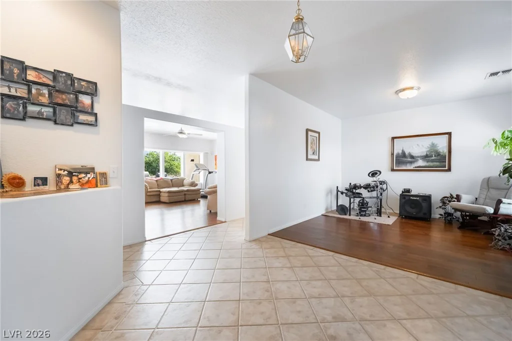 4210 England, Pahrump, NV 89048