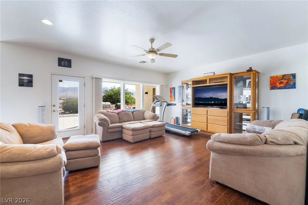 4210 England, Pahrump, NV 89048
