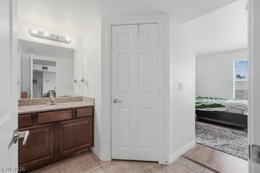 2606 Durango, Las Vegas, NV 89117