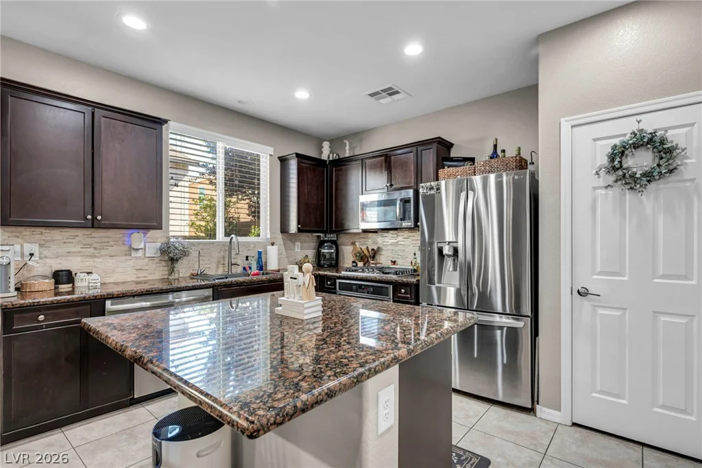 10547 Forum Peak, Las Vegas, NV 89166