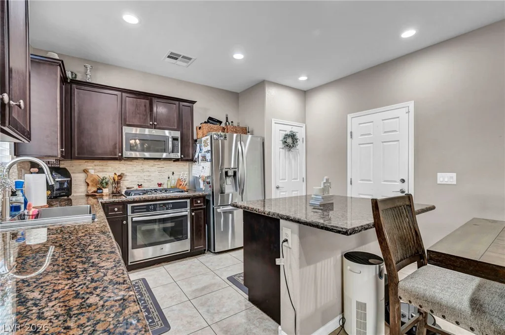 10547 Forum Peak, Las Vegas, NV 89166
