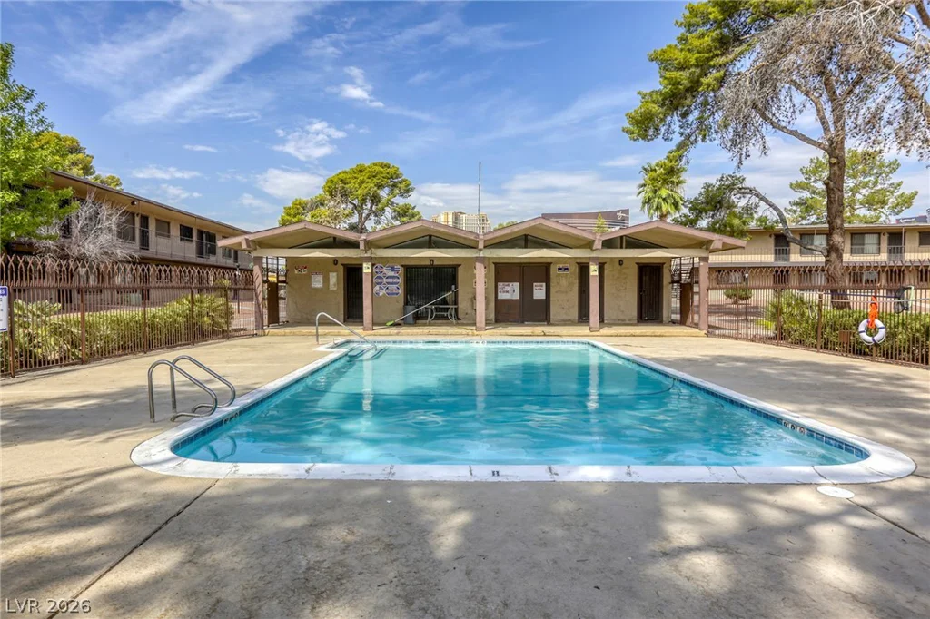 585 Royal Crest, Las Vegas, NV 89169