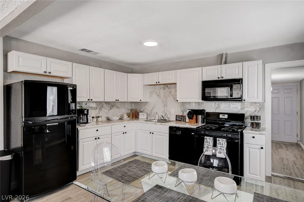 4619 Garden, Las Vegas, NV 89107