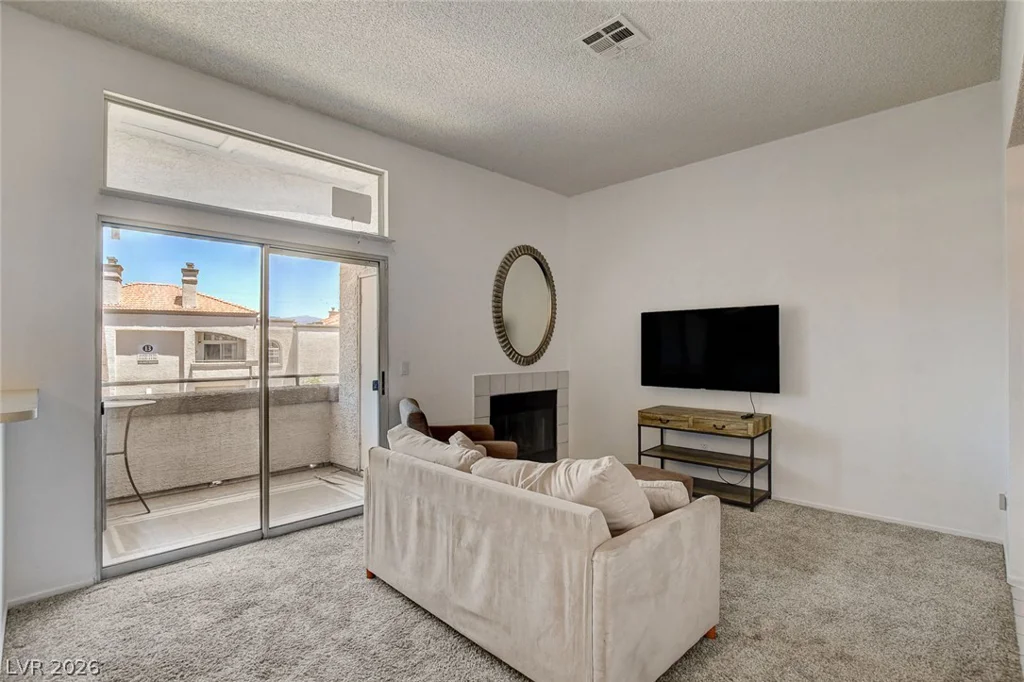 3150 Soft Breezes, Las Vegas, NV 89128