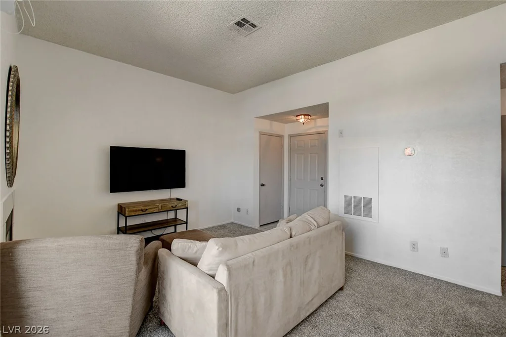 3150 Soft Breezes, Las Vegas, NV 89128