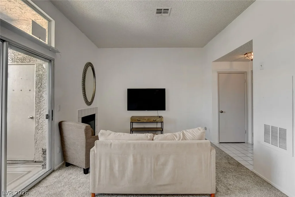 3150 Soft Breezes, Las Vegas, NV 89128