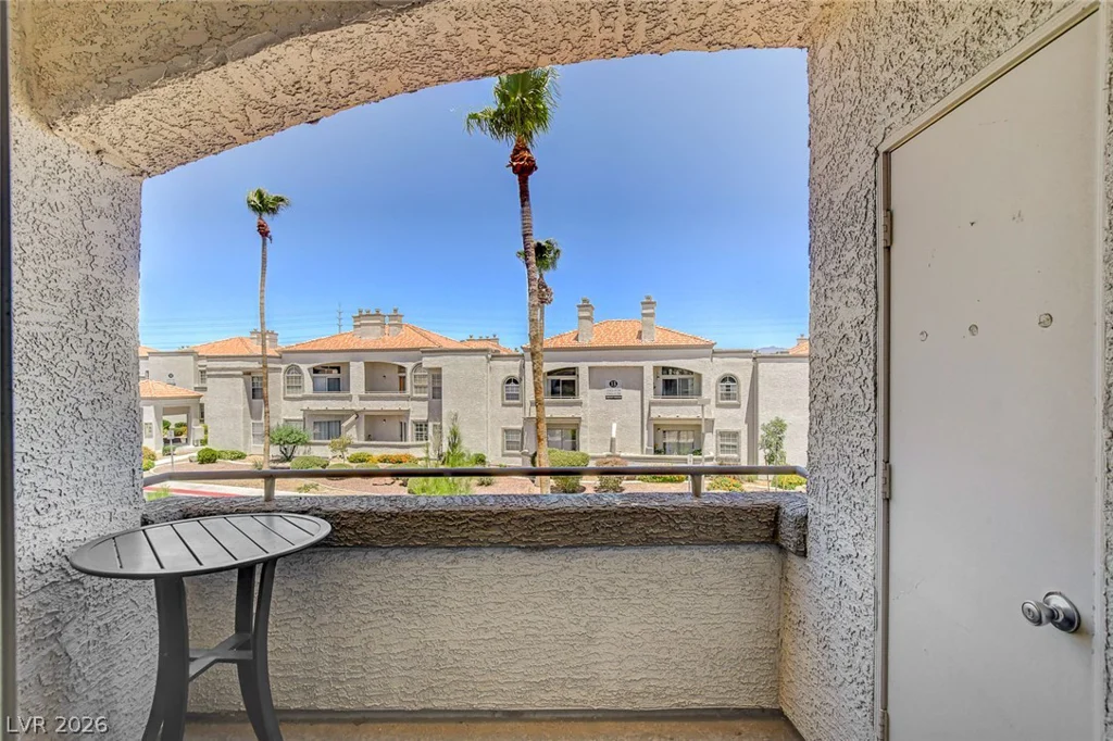 3150 Soft Breezes, Las Vegas, NV 89128