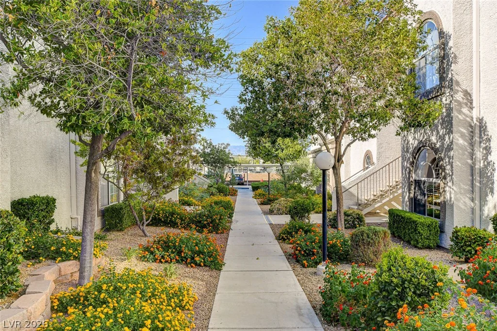 3150 Soft Breezes, Las Vegas, NV 89128