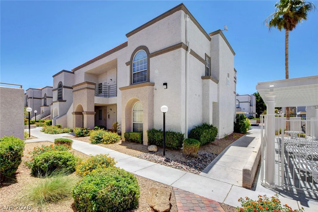 3150 Soft Breezes, Las Vegas, NV 89128