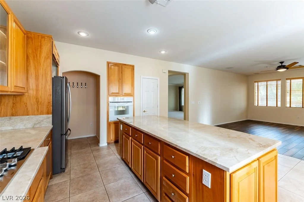 240 Whitly Bay, Las Vegas, NV 89148