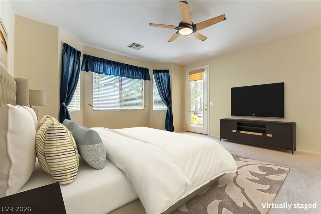 240 Whitly Bay, Las Vegas, NV 89148