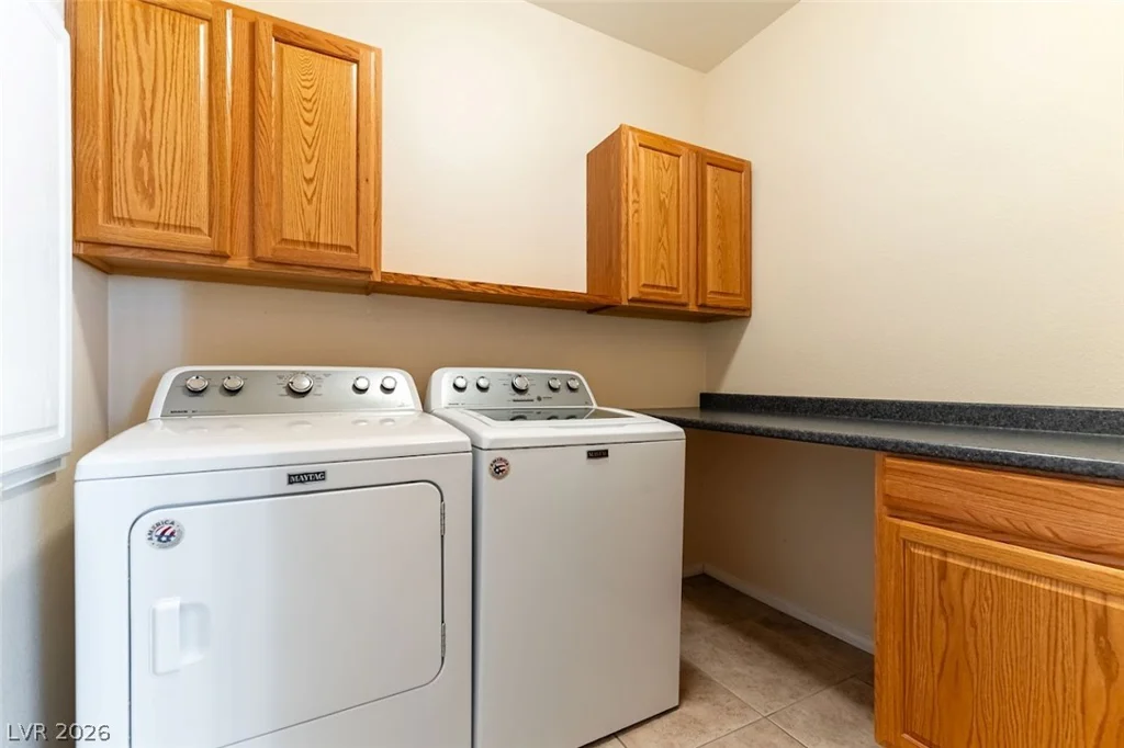 240 Whitly Bay, Las Vegas, NV 89148