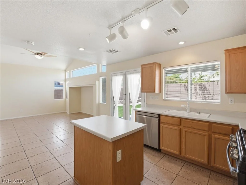 3938 Rain Flower, North Las Vegas, NV 89031