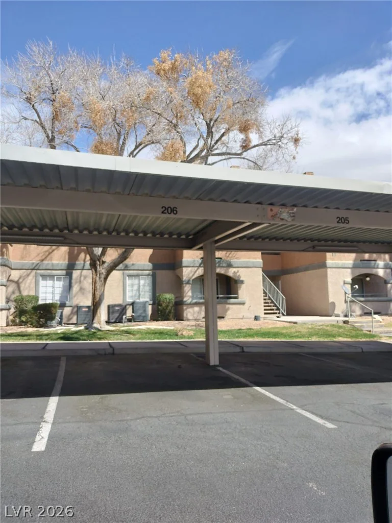 230 Mission Newport, Las Vegas, NV 89107