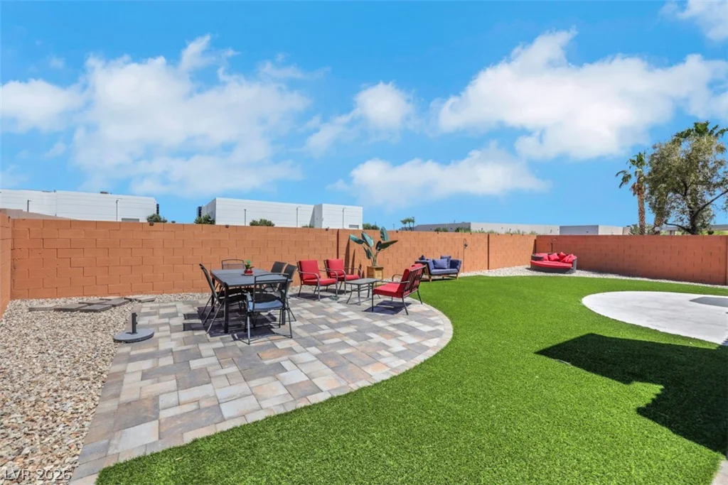 1580 Autumn Rust, Las Vegas, NV 89119