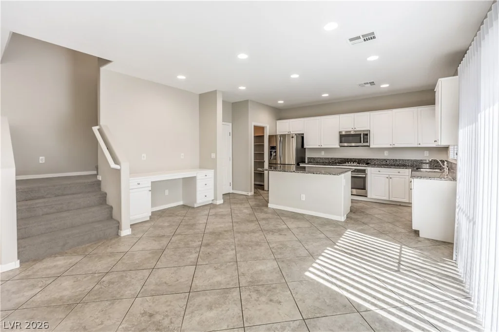 6974 Walden Park, Las Vegas, NV 89166