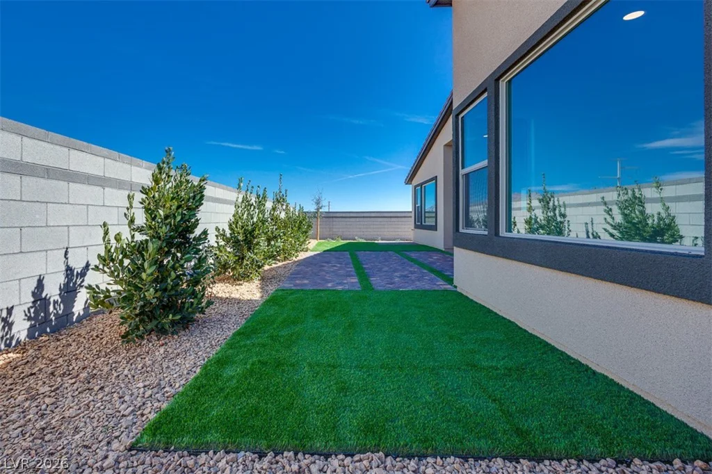 10312 Peako Hills, Las Vegas, NV 89166