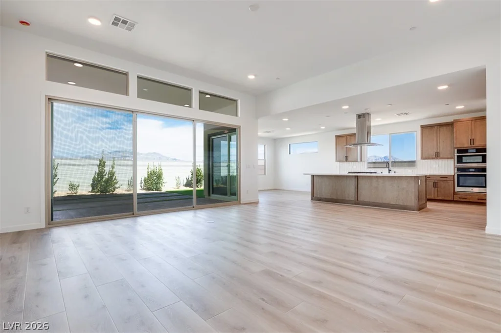 10312 Peako Hills, Las Vegas, NV 89166