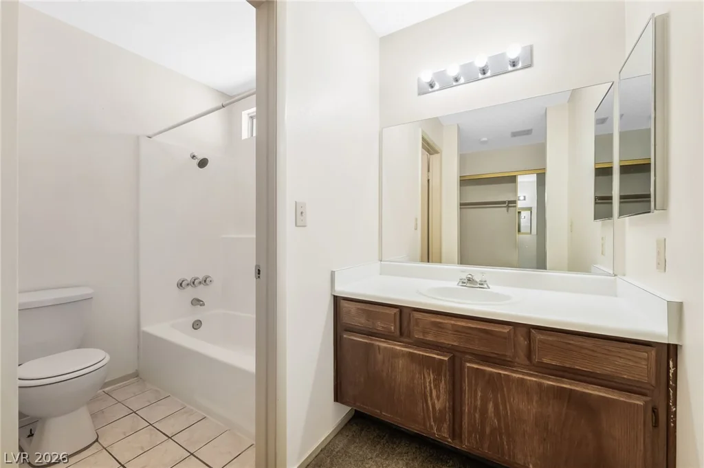 4782 Farlington, Las Vegas, NV 89147