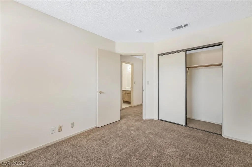 4782 Farlington, Las Vegas, NV 89147