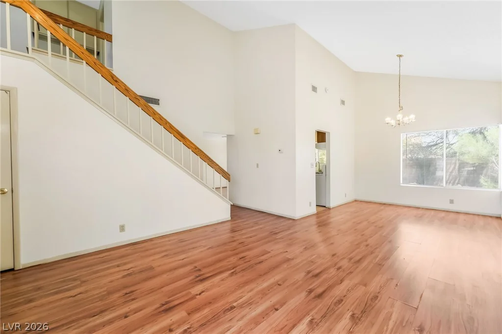 4782 Farlington, Las Vegas, NV 89147