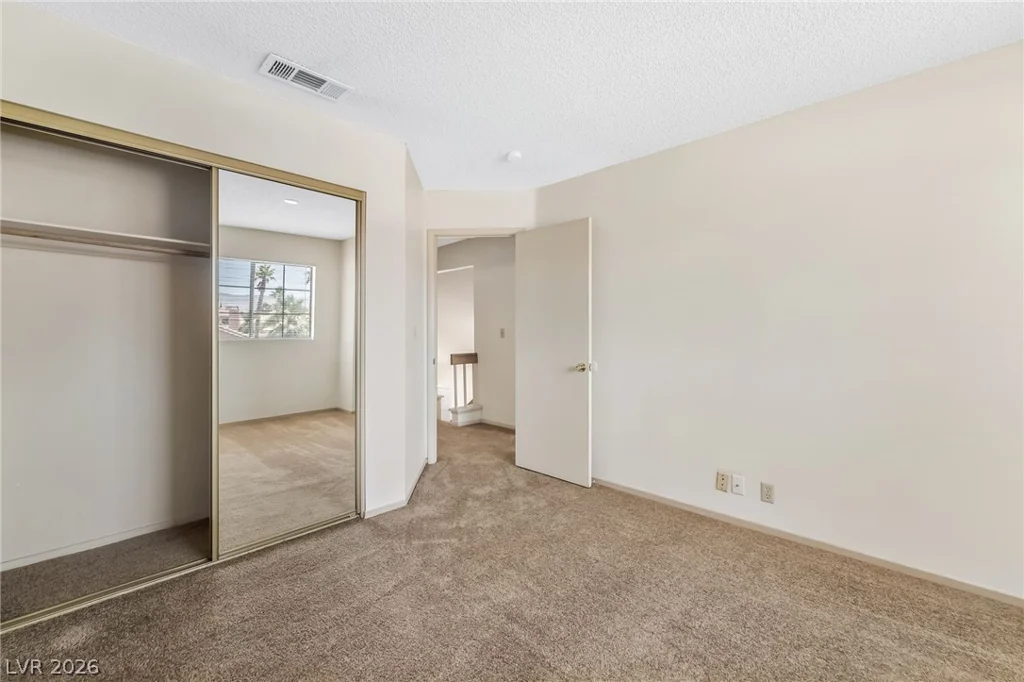 4782 Farlington, Las Vegas, NV 89147