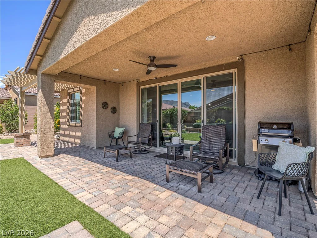 10425 Amulet Ridge, Las Vegas, NV 89149
