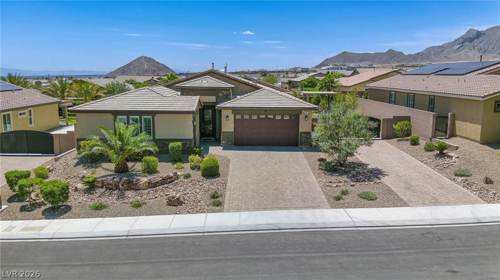 10425 Amulet Ridge, Las Vegas, NV 89149