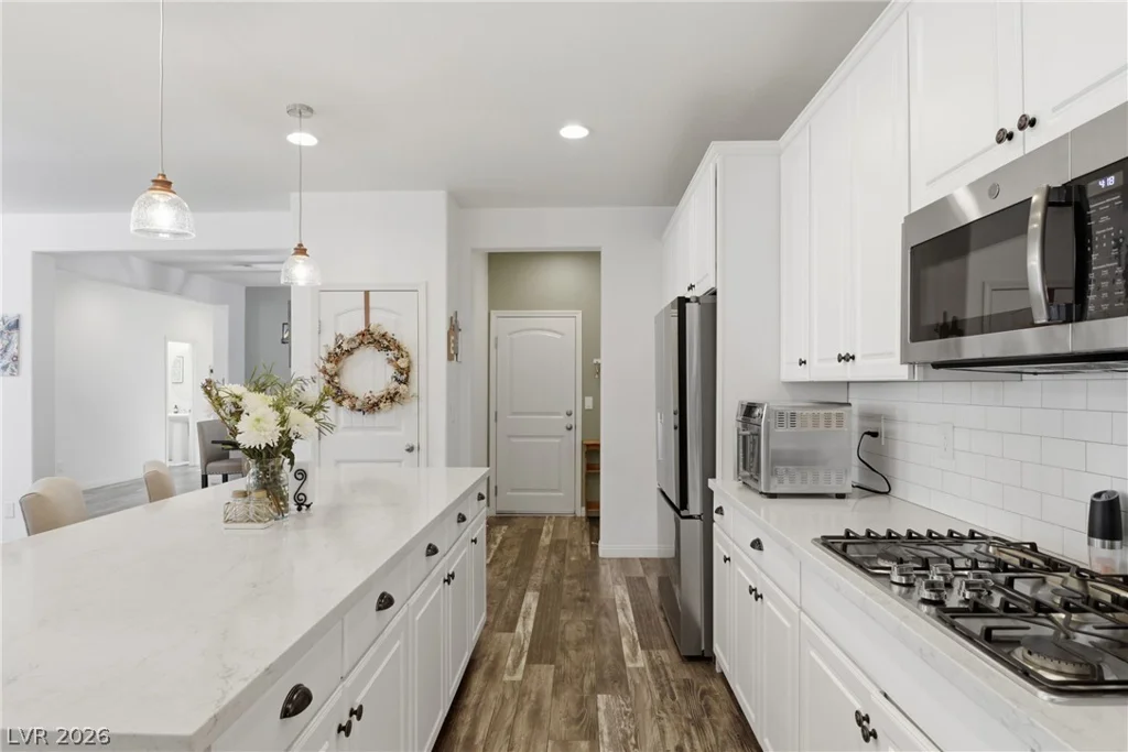 9481 Brough, Las Vegas, NV 89178
