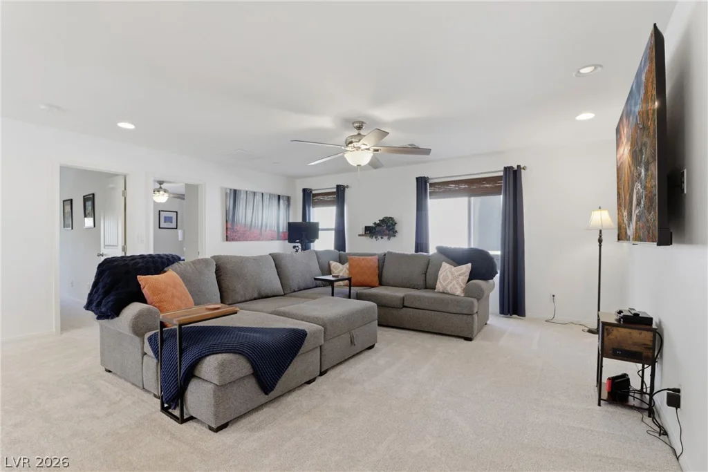 9481 Brough, Las Vegas, NV 89178
