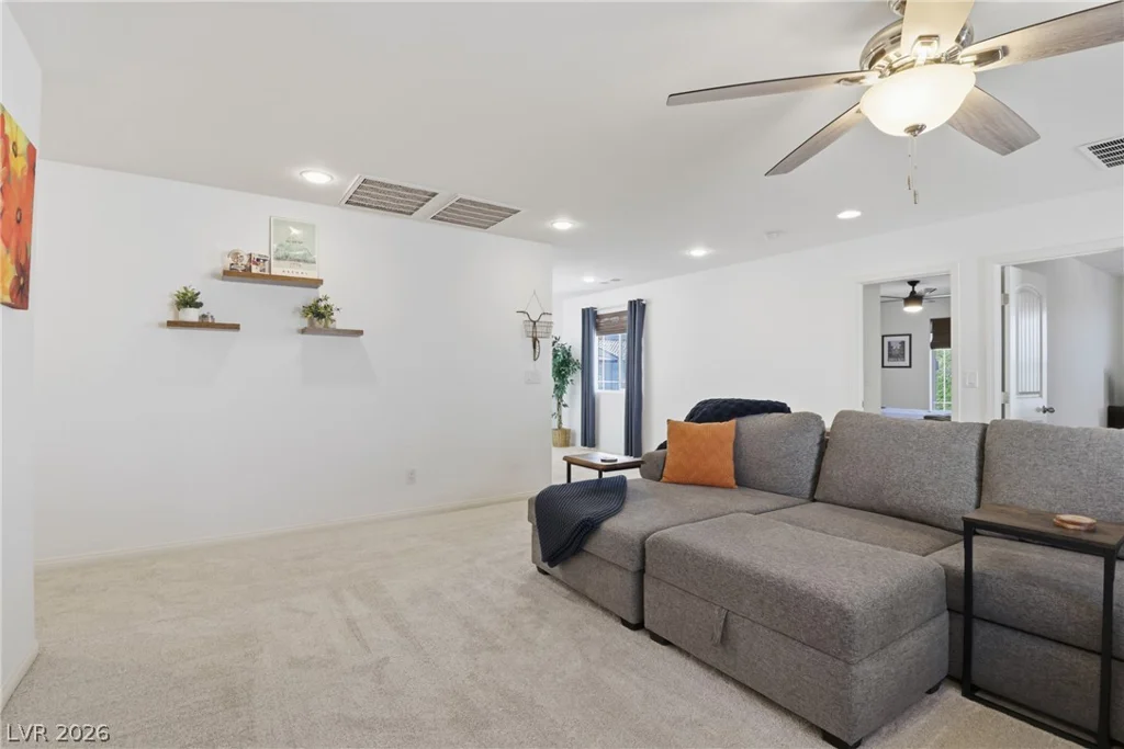 9481 Brough, Las Vegas, NV 89178