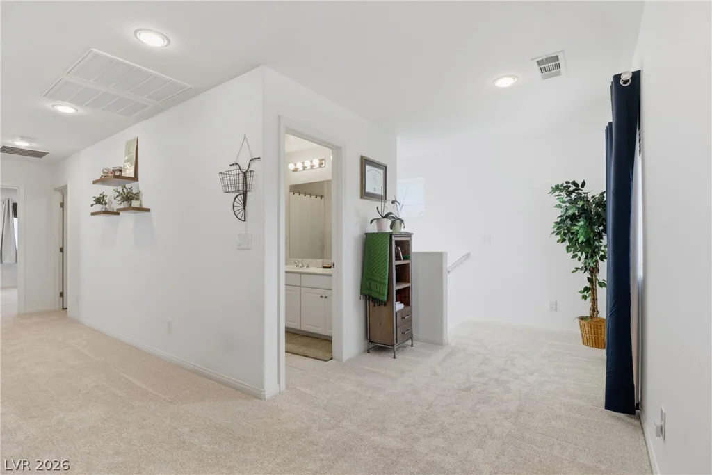 9481 Brough, Las Vegas, NV 89178