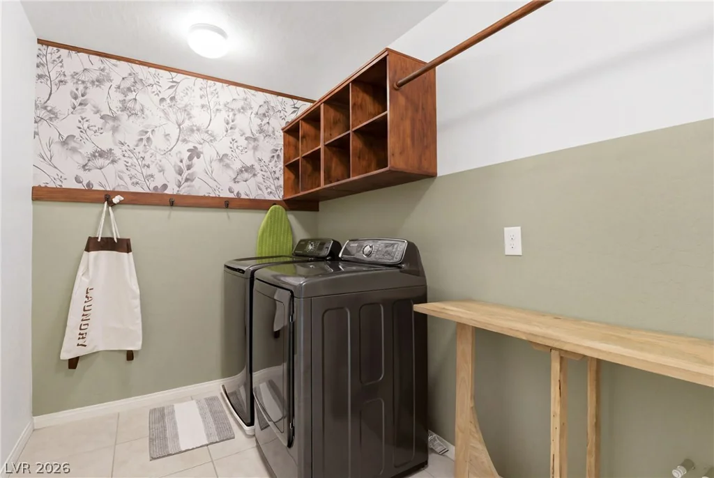 9481 Brough, Las Vegas, NV 89178