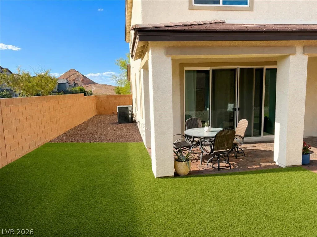 9481 Brough, Las Vegas, NV 89178