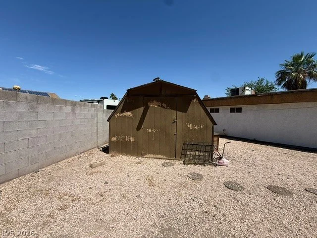 231 Princess Ann, Henderson, NV 89015