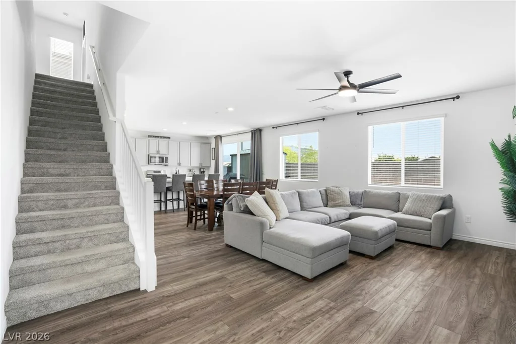 9672 Abel Cliff, Las Vegas, NV 89143