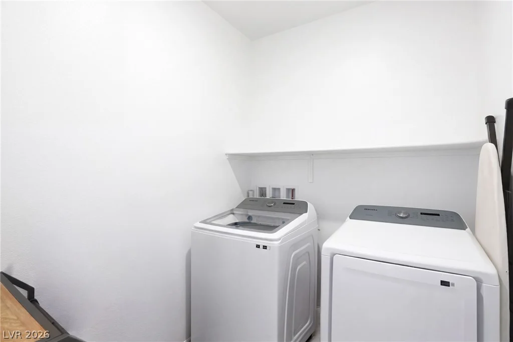 9672 Abel Cliff, Las Vegas, NV 89143