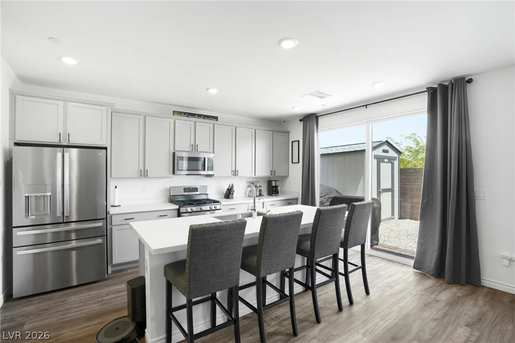 9672 Abel Cliff, Las Vegas, NV 89143