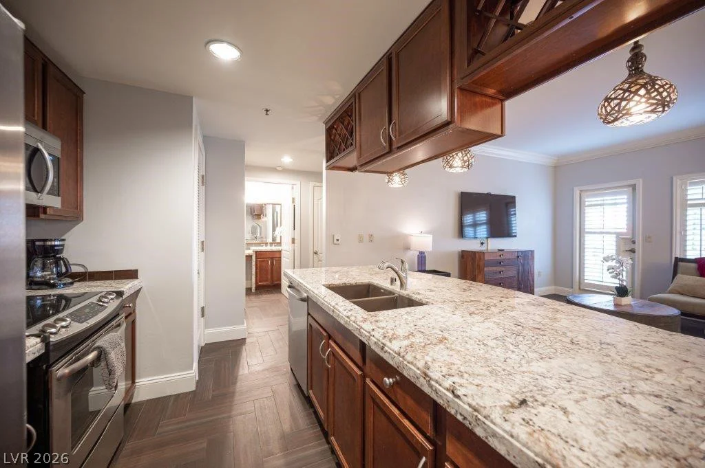 30 Strada Di Villaggio, Henderson, NV 89011