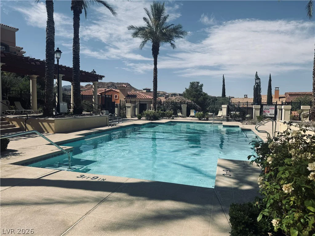 30 Strada Di Villaggio, Henderson, NV 89011