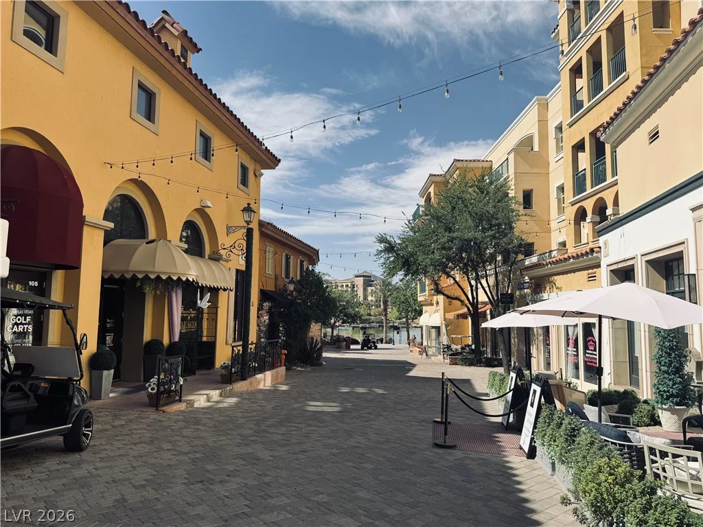 30 Strada Di Villaggio, Henderson, NV 89011