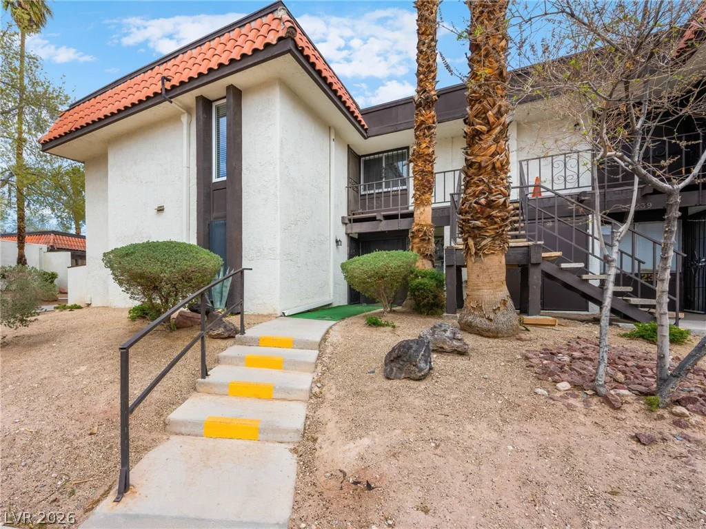 1405 Vegas Valley, Las Vegas, NV 89169