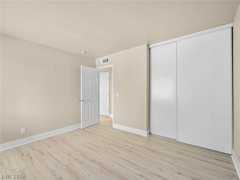 1405 Vegas Valley, Las Vegas, NV 89169